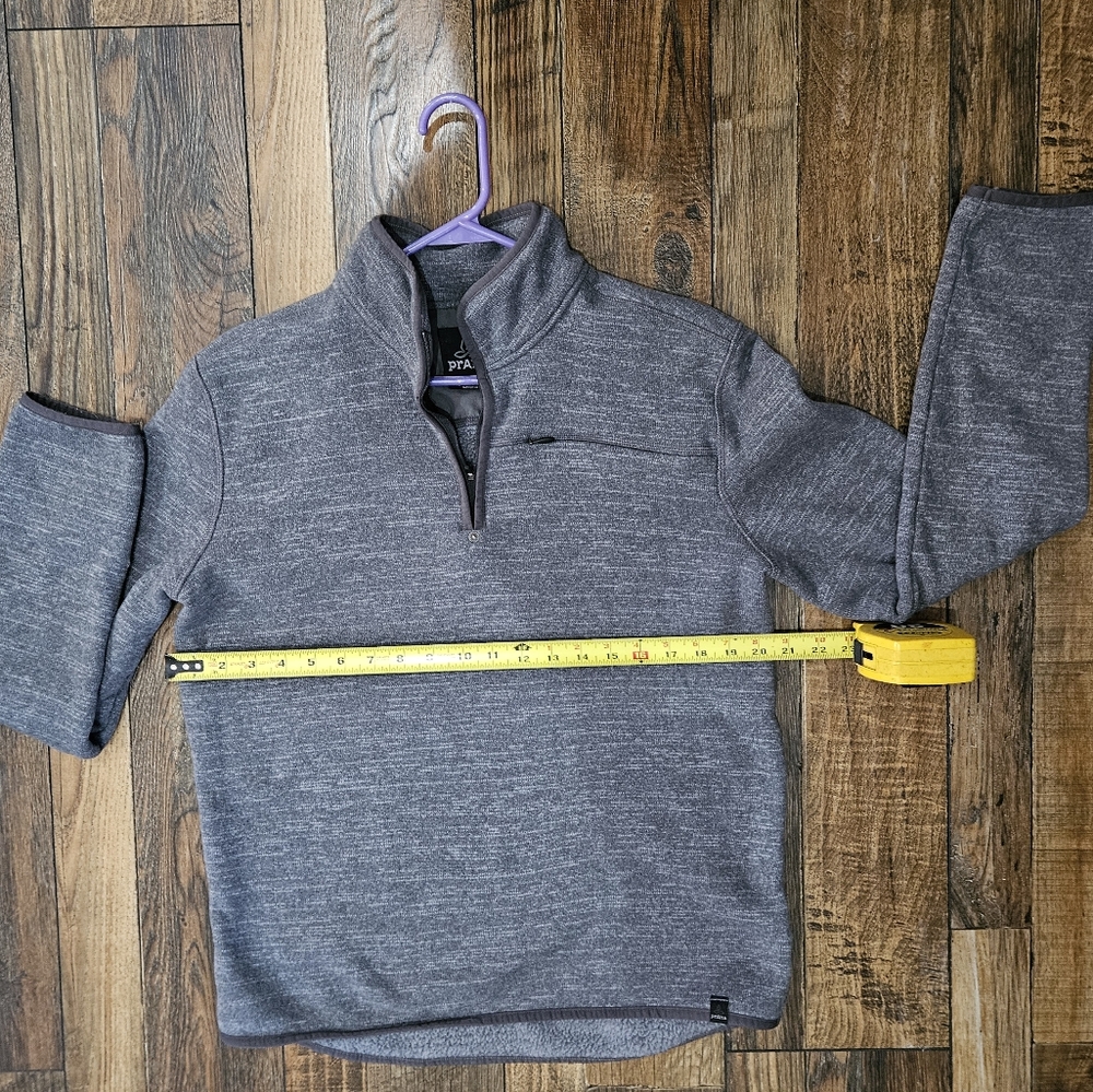 Prana Women's 1/4 Zip Fleece Pullover. Size L. - Picture 4 of 11